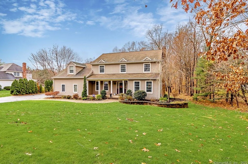 300 Toll Gate Rd, Kensington, CT 06037