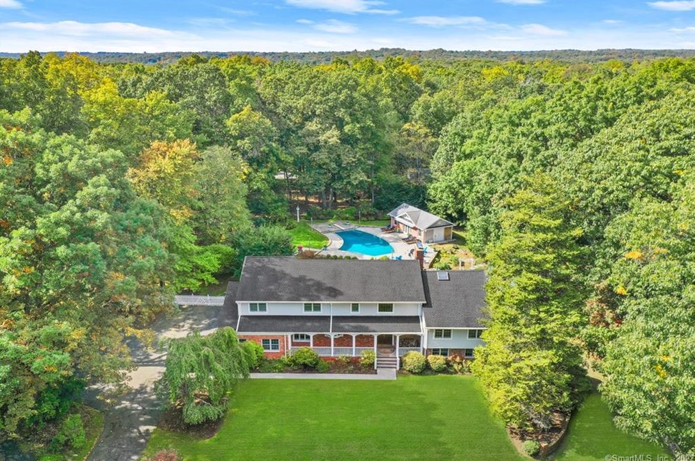 62 Fox Ridge Rd, Stamford, CT 06903