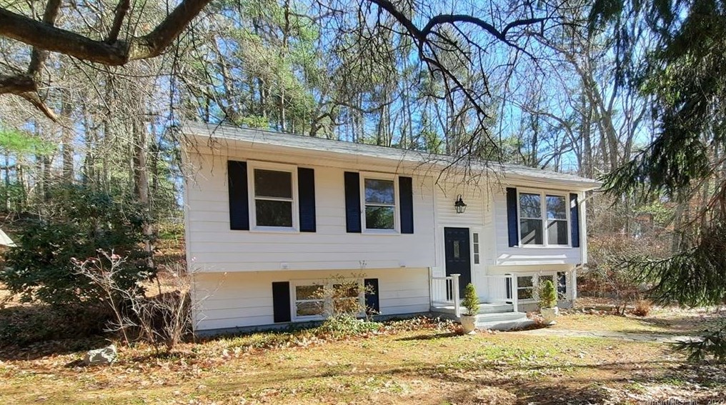 144 Putnam Rd, Killingly, CT 06241