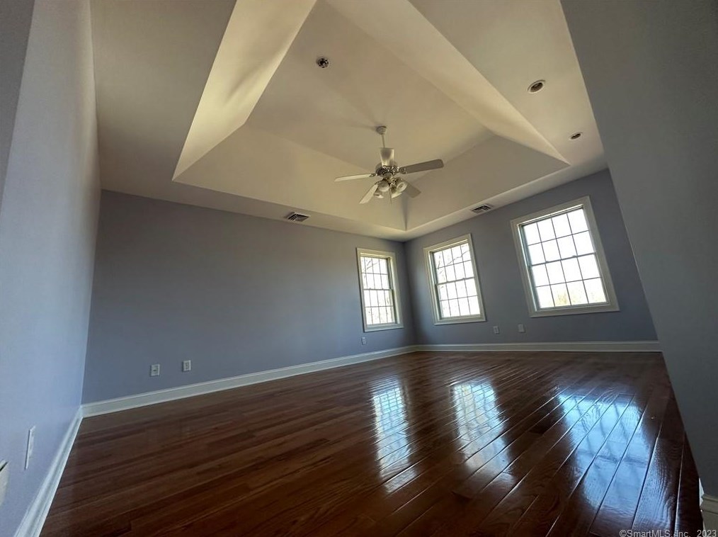 7 Yorkshire Way, Unionville CT  06013-1629 exterior