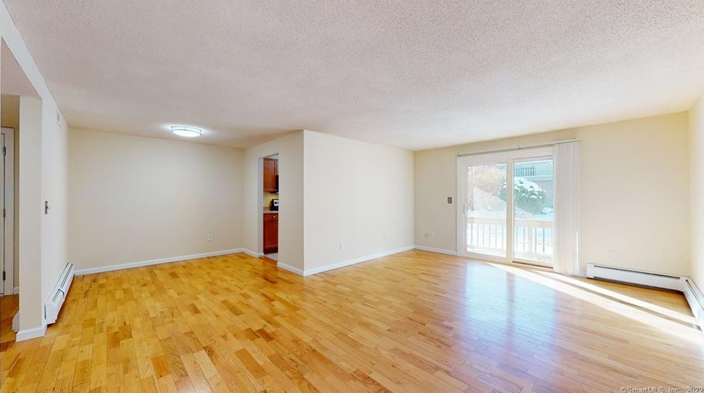 3 Amato Dr #b, Wapping, CT