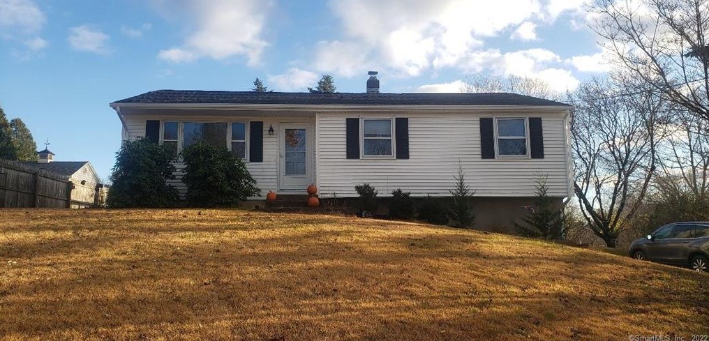 163 Elliot Dr, Colchester, CT 06415
