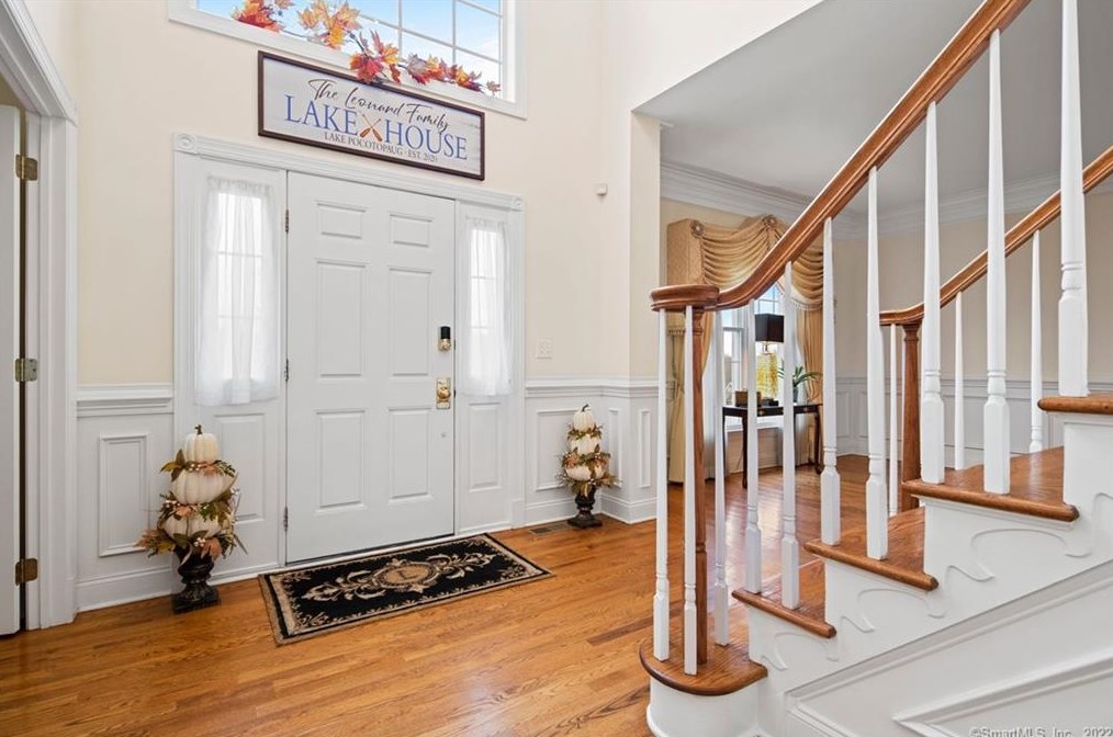 35 Auburn Knoll, East Hampton, CT 06424