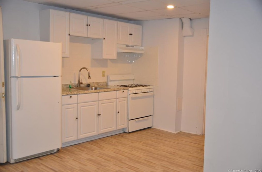 68 Grove St #3, Ansonia, CT 06401
