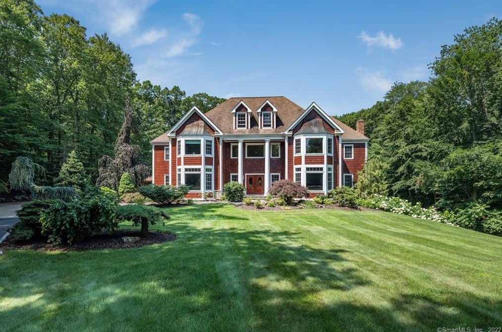 129 Catullo Dr, Guilford, CT 06437