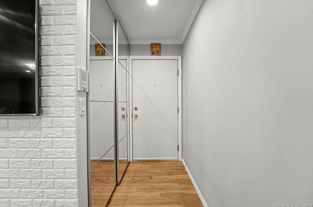39 Riverside Ave #2b, Stamford, CT 06905