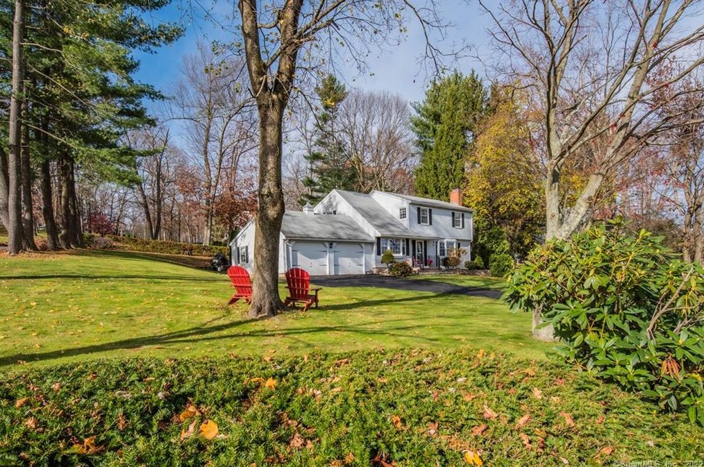 69 Hany Ln, Vernon CT 06066-2741 exterior