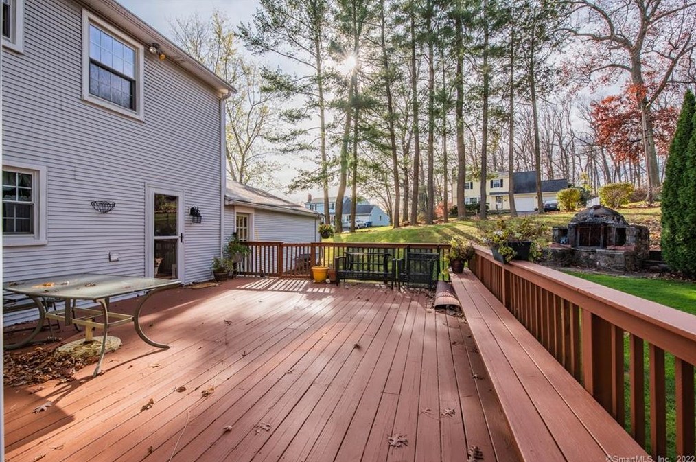 69 Hany Ln, Vernon CT 06066-2741 exterior