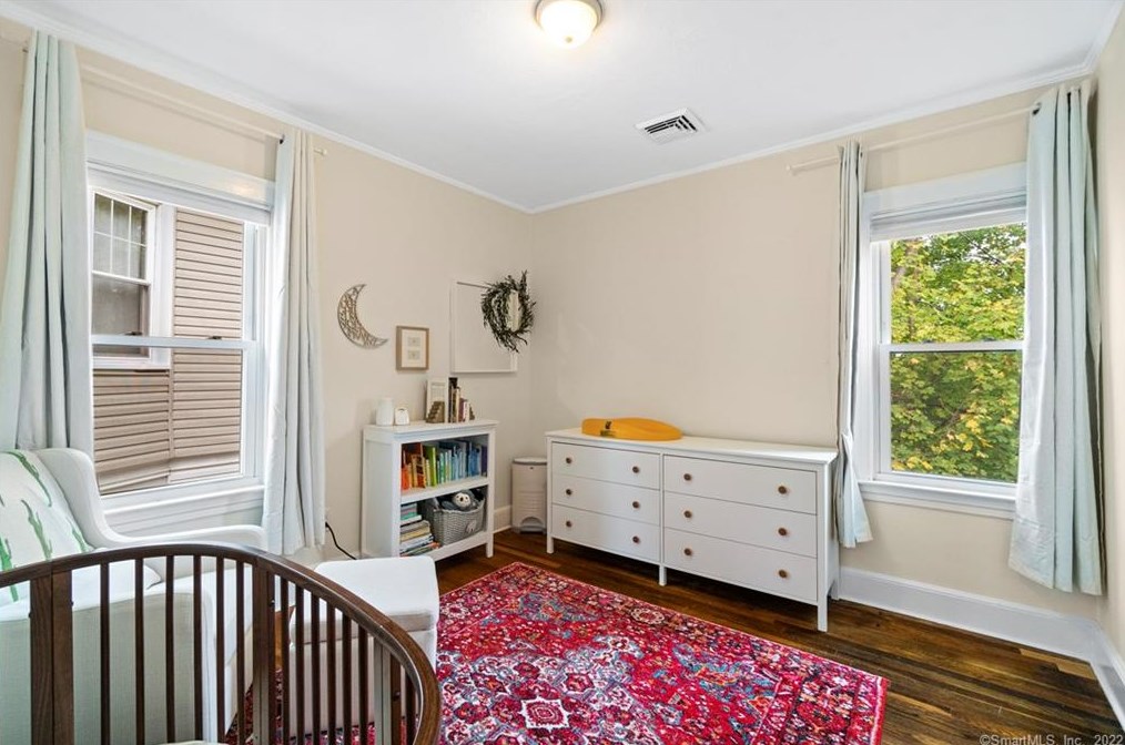 15 Willard St, New Haven CT 06515-2126 exterior