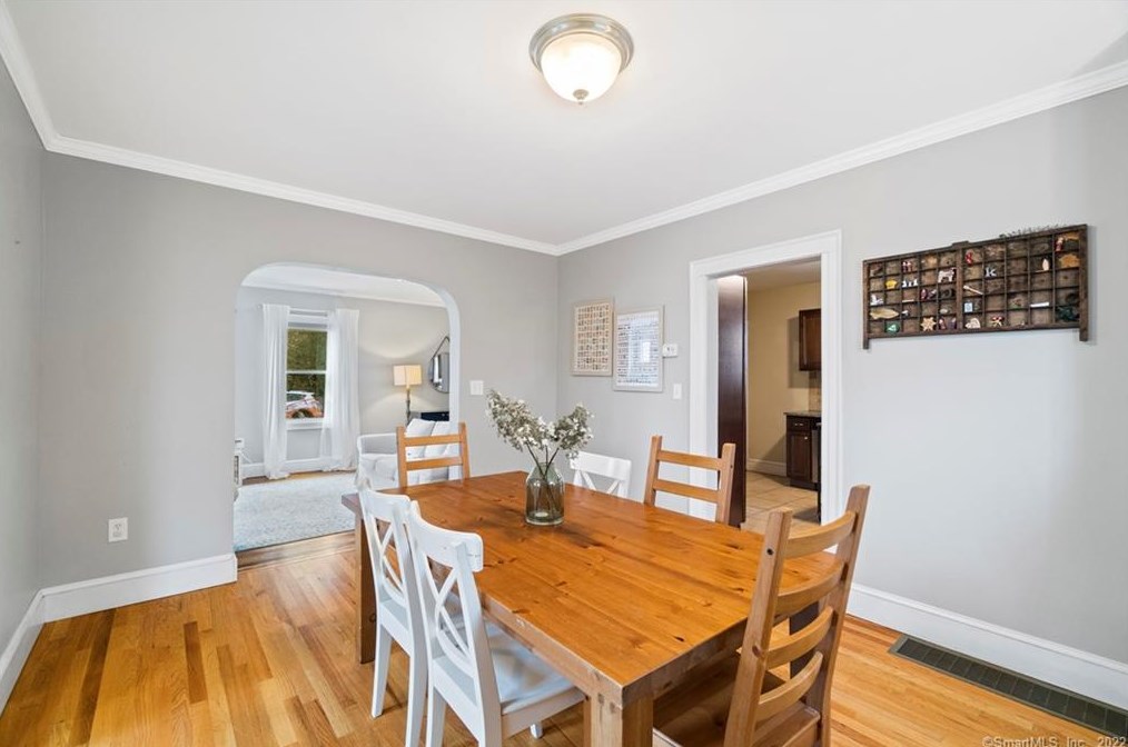 15 Willard St, New Haven CT 06515-2126 exterior