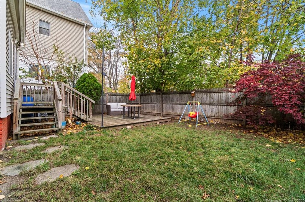 15 Willard St, New Haven CT 06515-2126 exterior