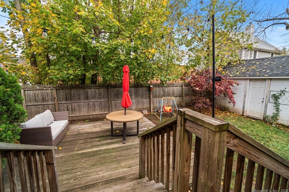 15 Willard St, New Haven CT 06515-2126 exterior