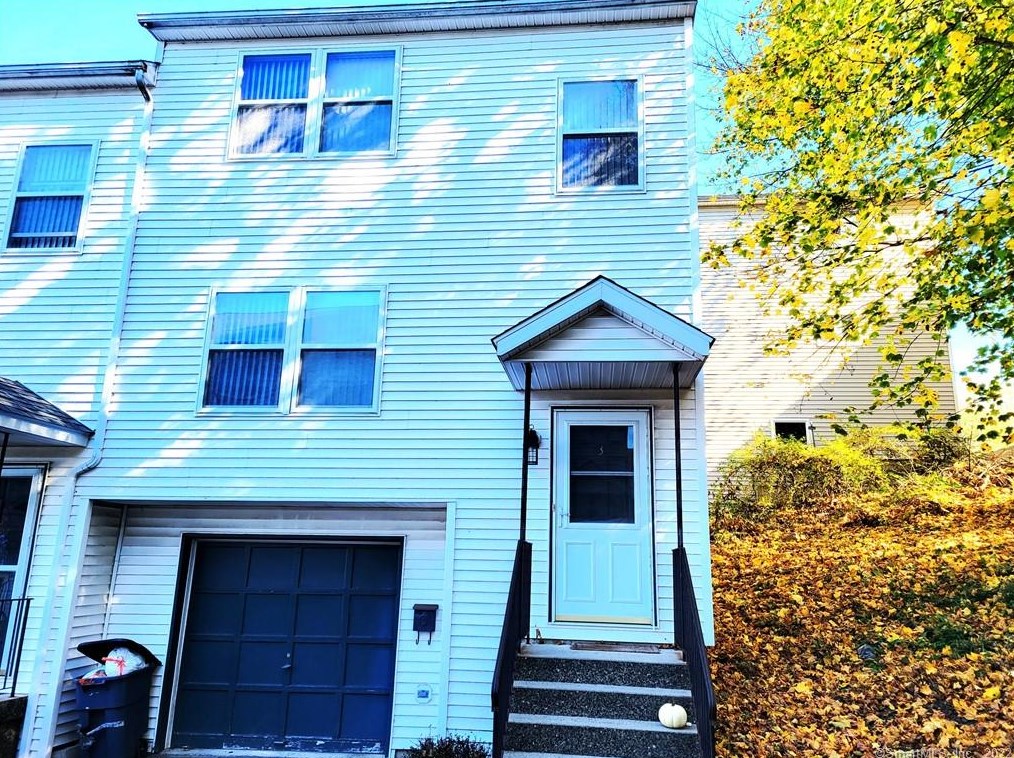 22 Virginia Ave #3, Danbury, CT 06810