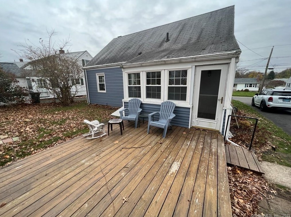 23 Federal St, Hartford CT  06110-1716 exterior