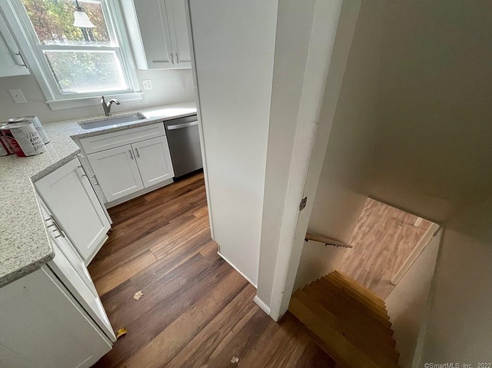 67 Noank Ledyard Rd, Mystic CT  06355-1615 exterior