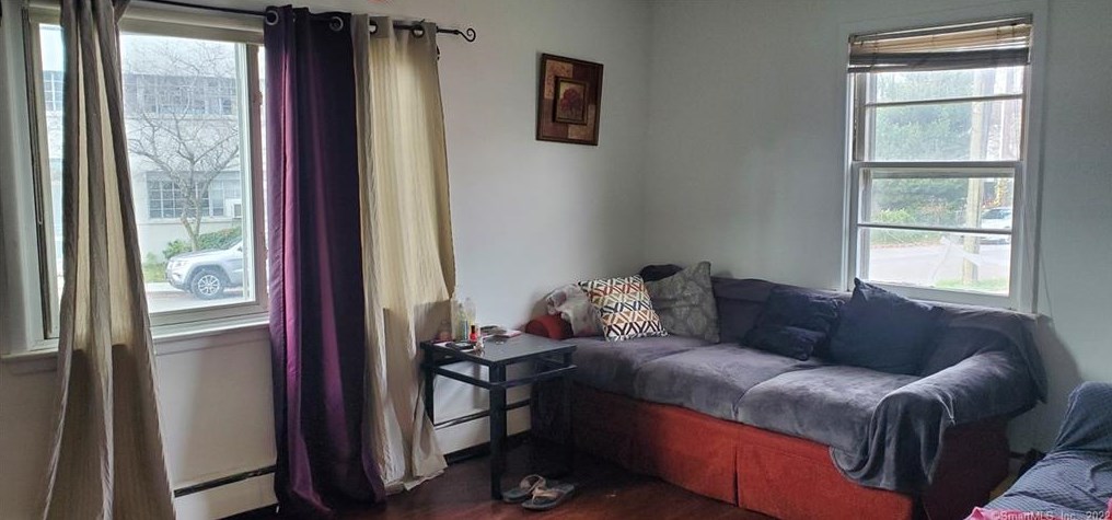 73 Lincoln Ave, Stamford, CT 06902