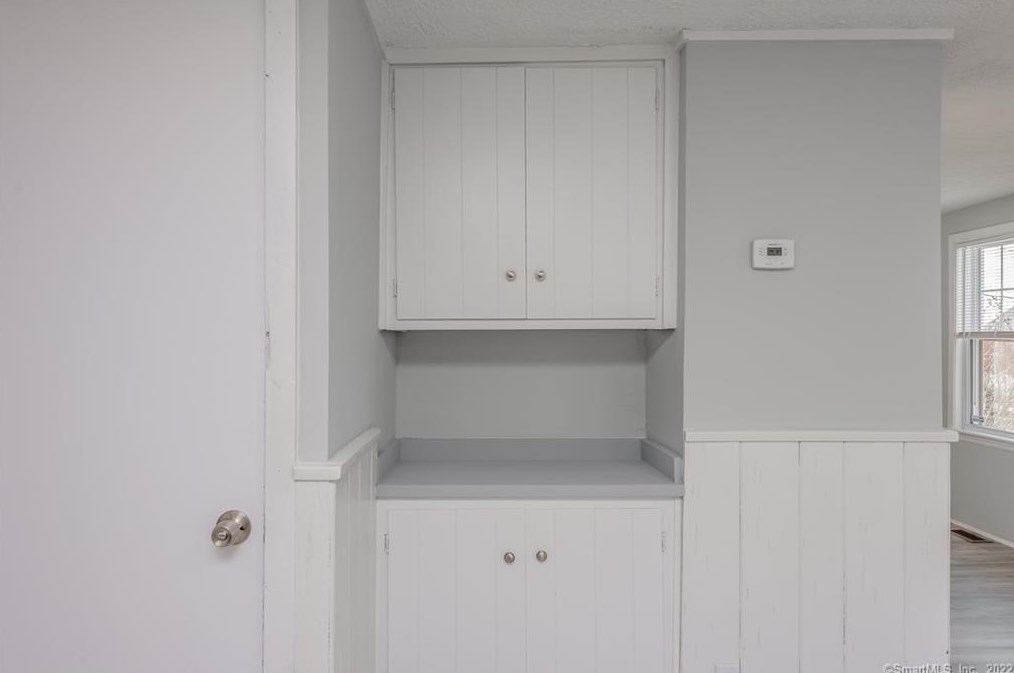 210 Barnes Ave, New Haven CT 06513-1403 exterior