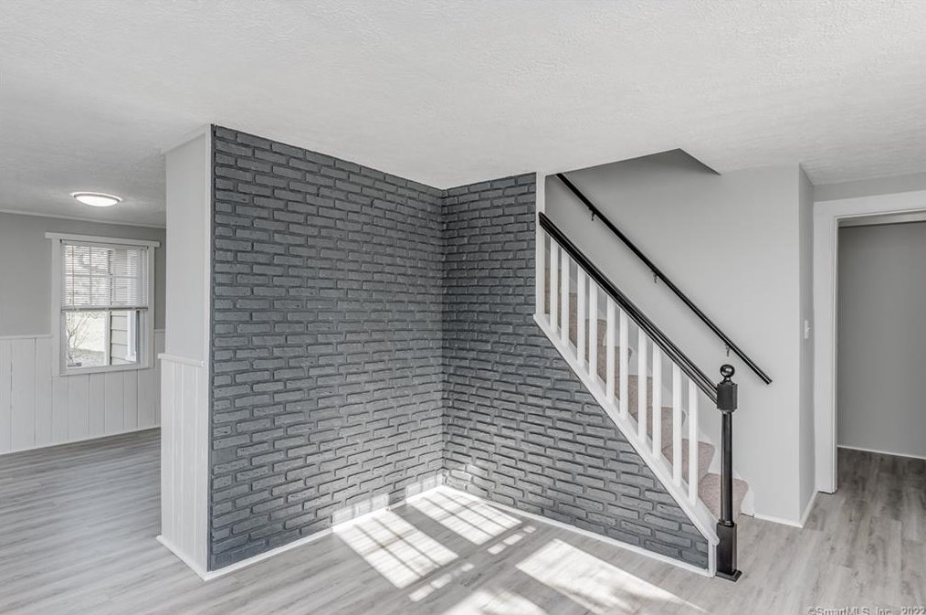 210 Barnes Ave, New Haven CT 06513-1403 exterior