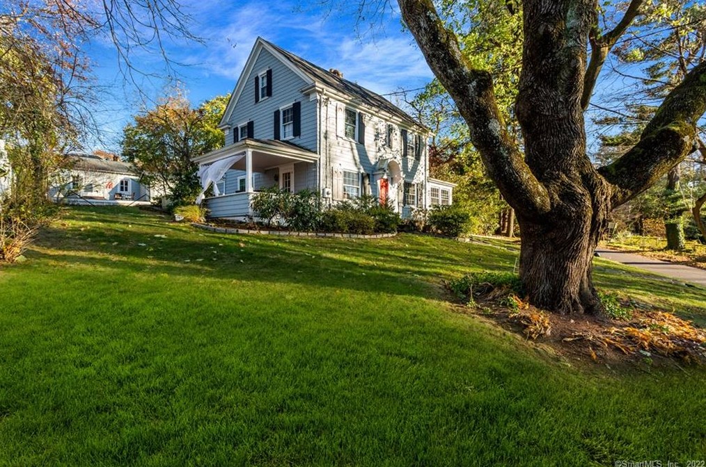12 Clearview Ave, Norwalk, CT 06851