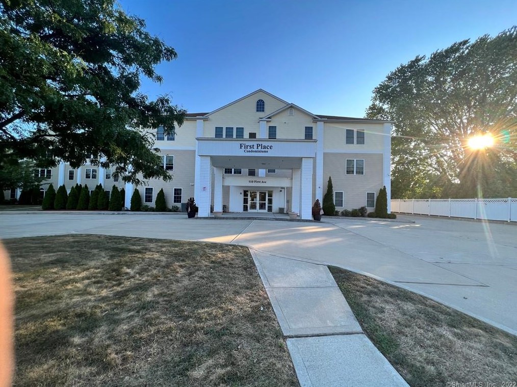 510 1st Ave #310, New Haven, CT 06516