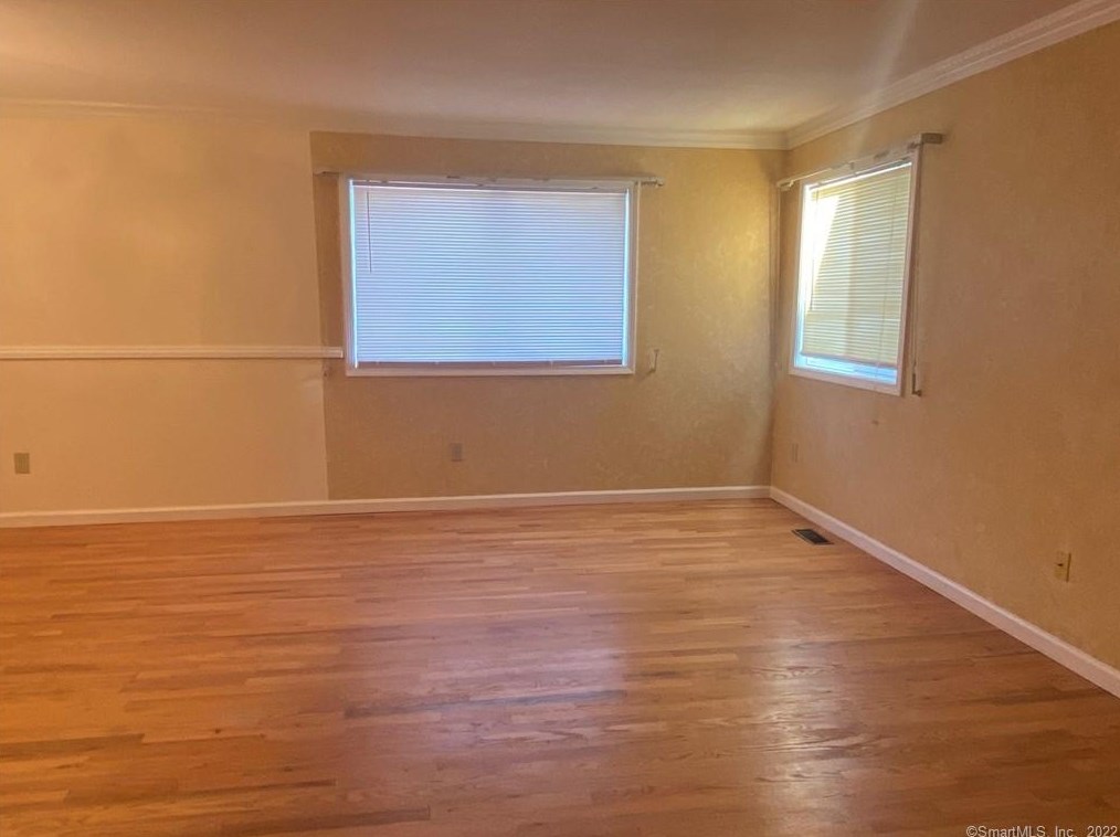27 Crows Nest Ln Unit 3f, Danbury, CT