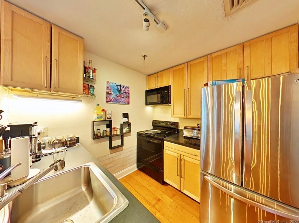 83 Washington St #4h, Norwalk, CT 06854