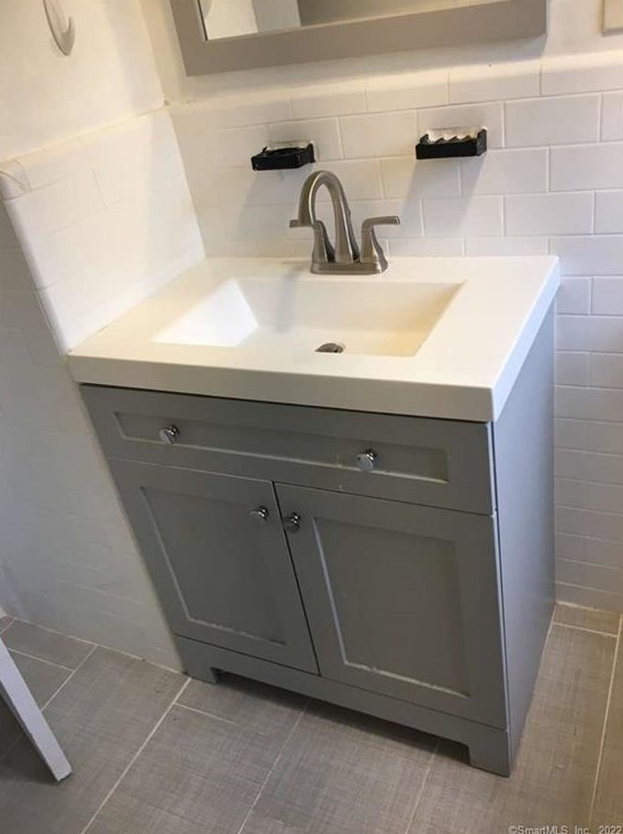 31 Ives St, New Haven CT 06518-2235 exterior