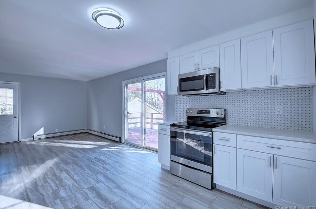 47 May Ave, Union-City, CT 06770 exterior