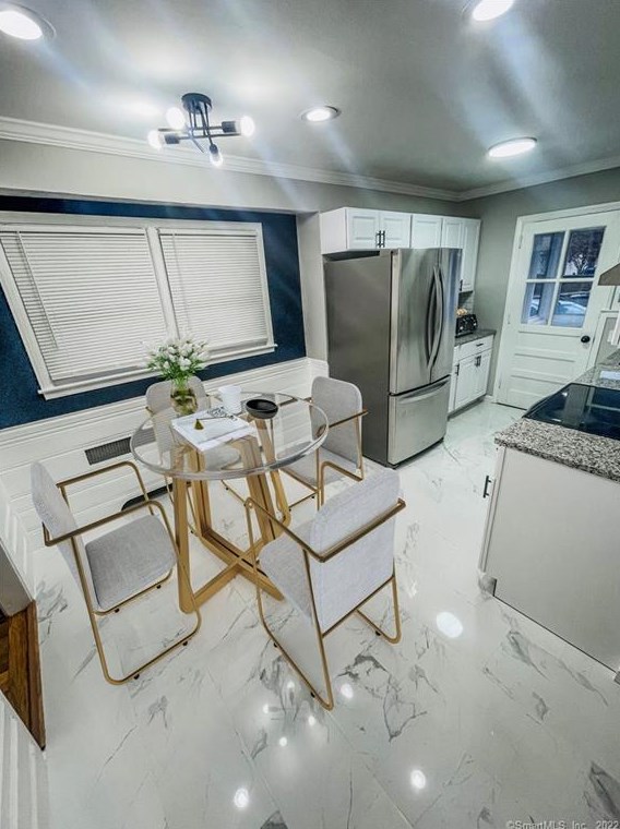 33 Roxbury Rd, Hartford CT  06118-1652 exterior