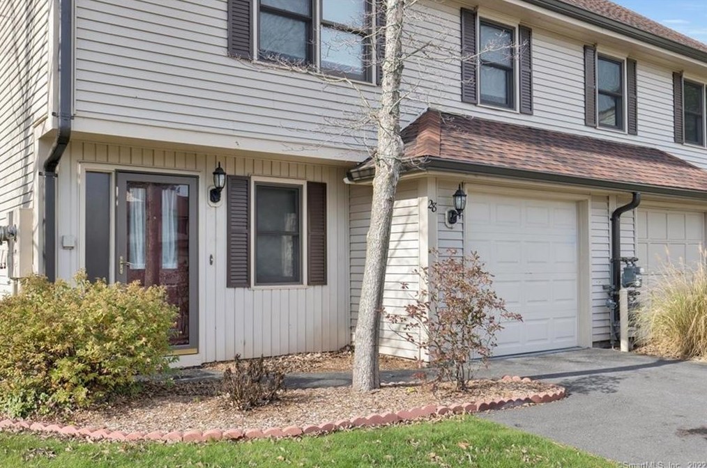 28 Potter Crossing #28, Hartford, CT 06109