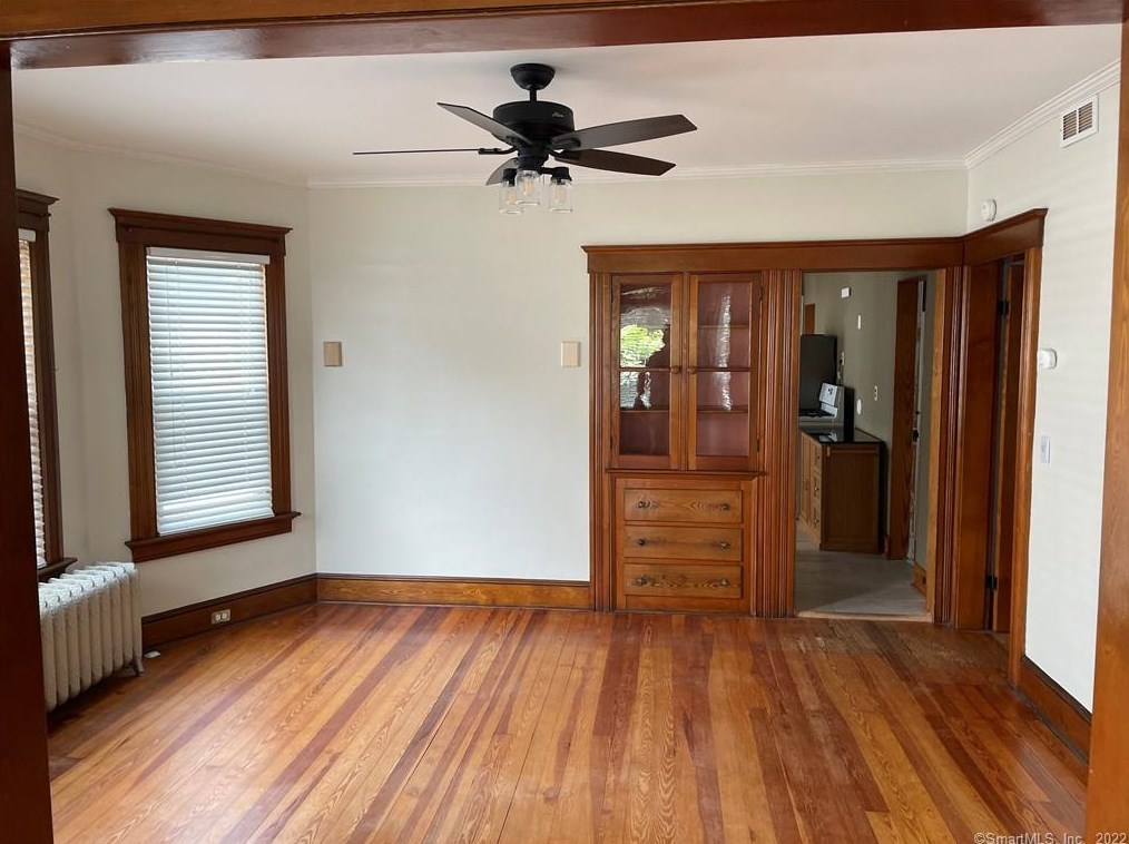 23 Wetmore Ave, Winsted, CT 06098-1243