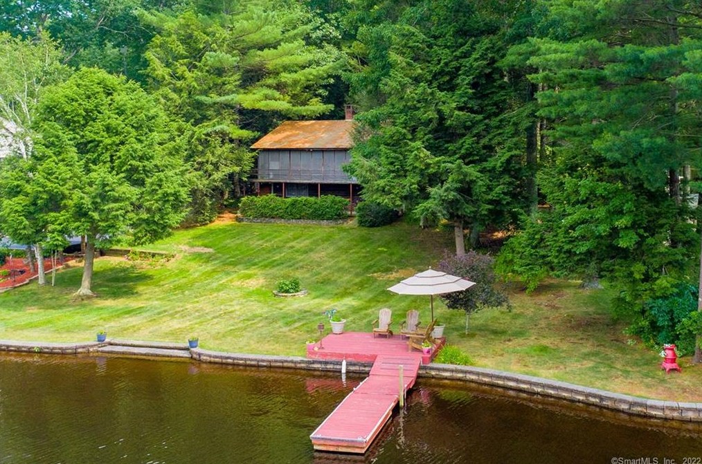 45 Hiawatha Heights, Woodstock, CT 06281