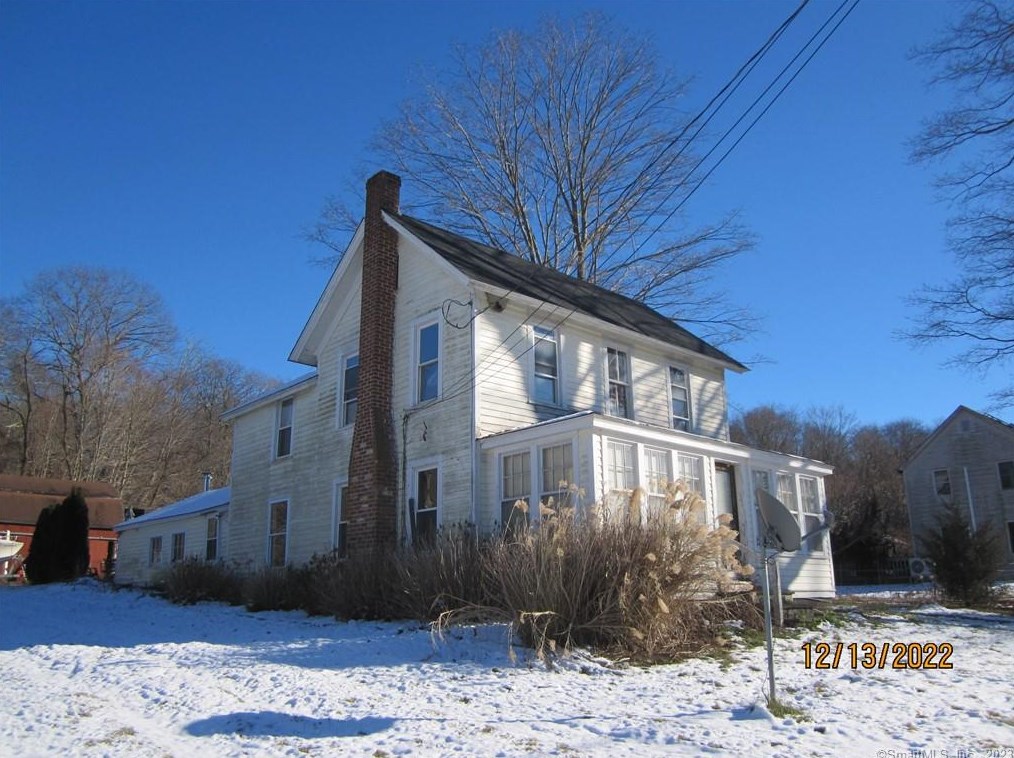 219 Warsaw St, Deep River, CT 06417