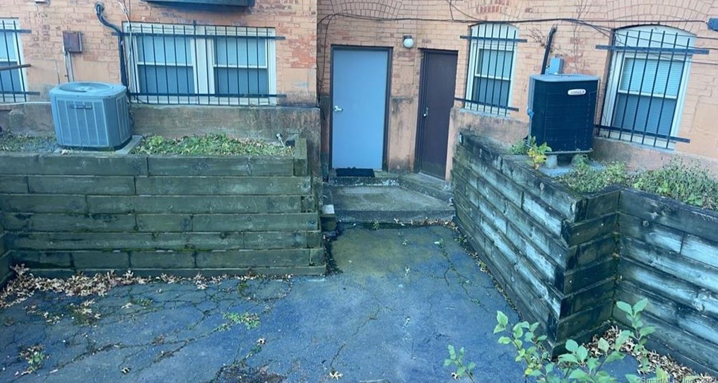 2 Fraser #h, Hartford, CT 06105