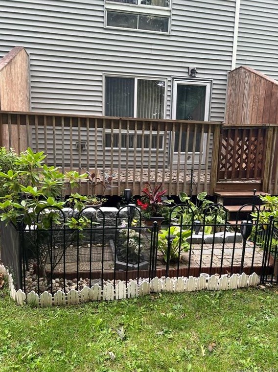 1423 Quinnipiac Ave, New Haven CT  06513-1735 exterior