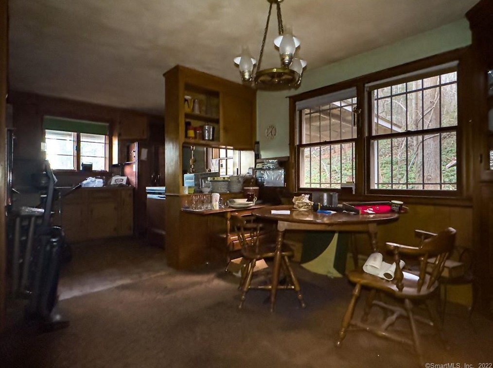 67 Swanson Dr, Bristol, CT 06010