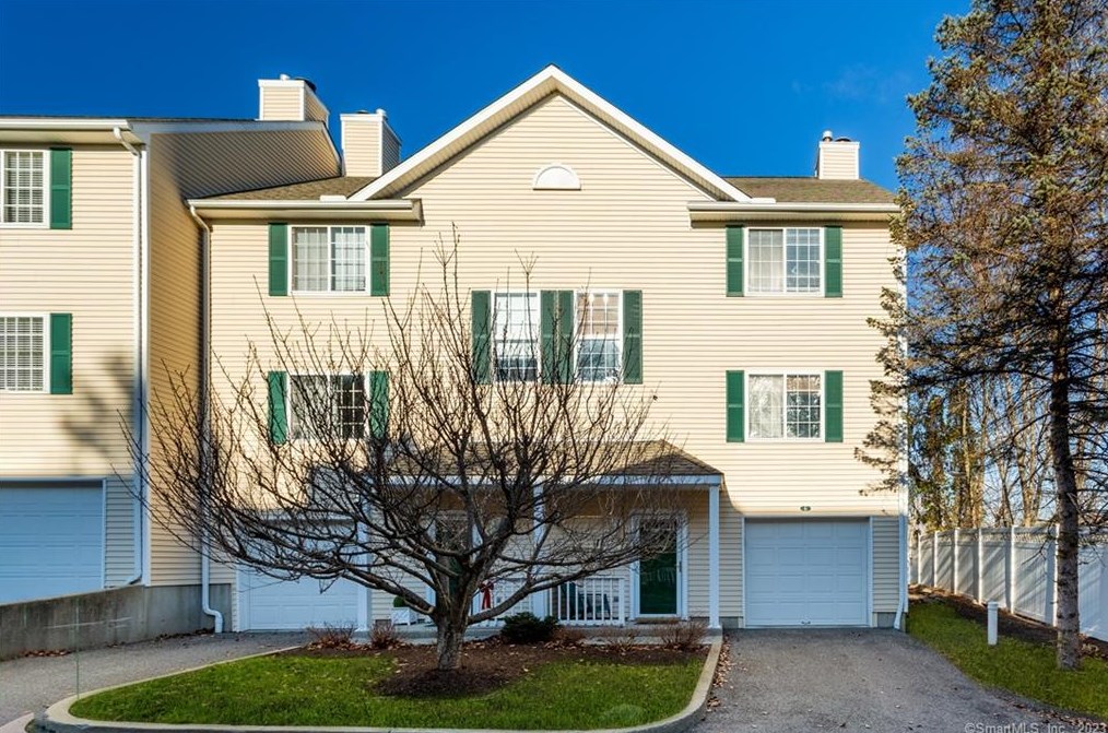 14 South St #6, Danbury, CT 06810