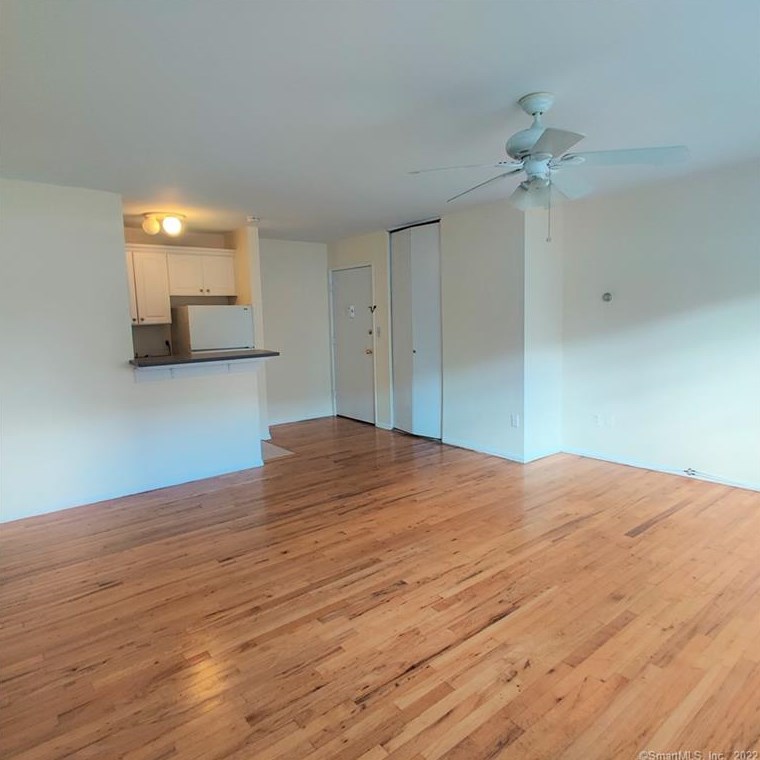 394 Courtland Ave #3c, Stamford, CT 06906