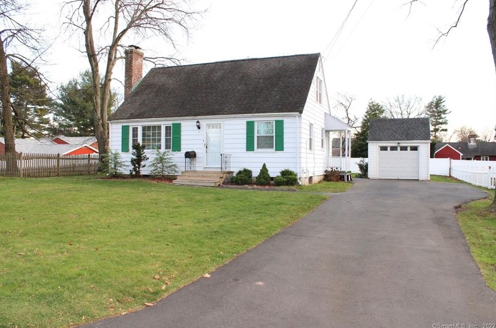 7 Barton St, Hartford, CT 06110