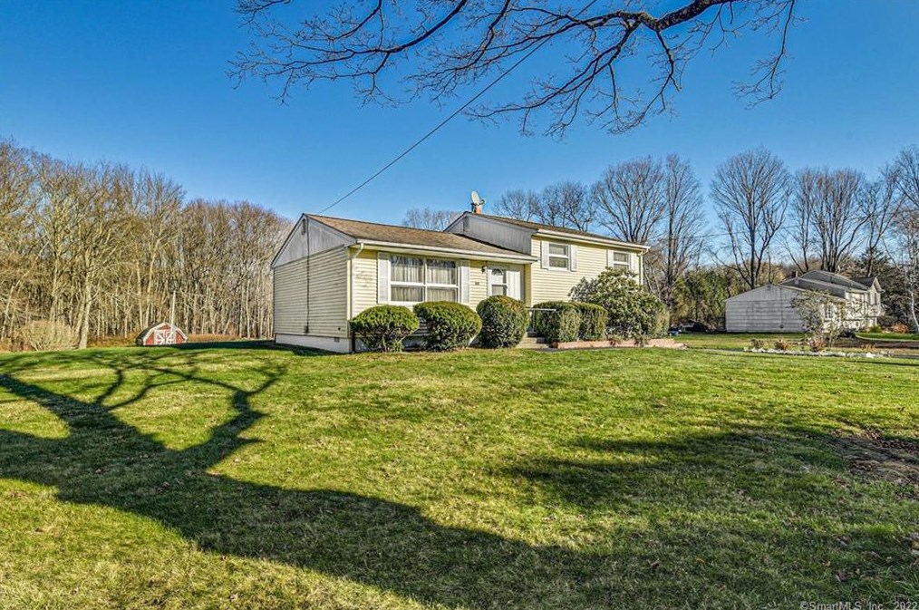 222 Purdy Hill Rd, Upper Stepney, CT 06468