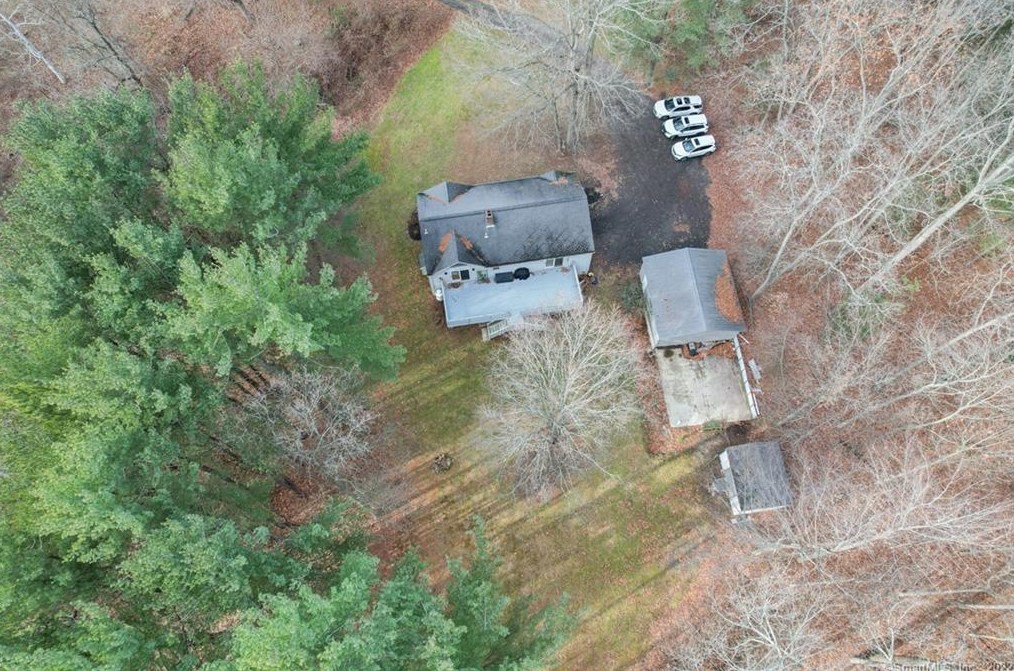 820 Moss Farms Rd, Cheshire, CT 06410