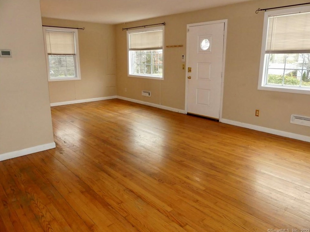 12 W Rocks Rd, Norwalk, CT 06851