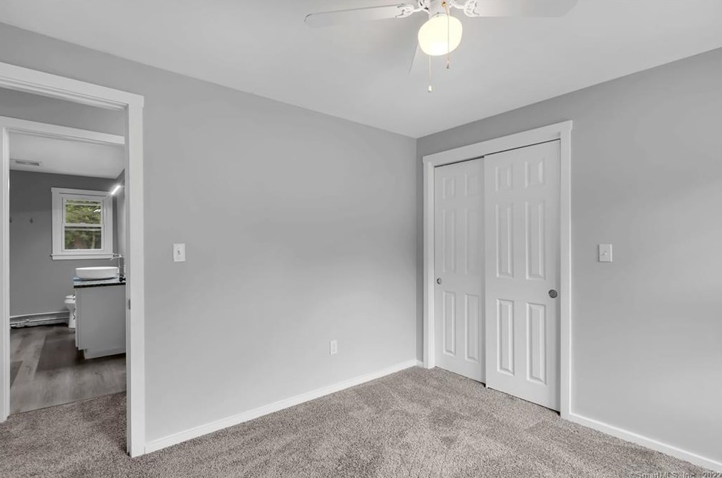 5 Laurel Dr, Stafford CT  06076-1631 exterior