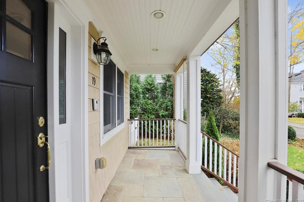 19 Farley St, Greenwich, CT 06830