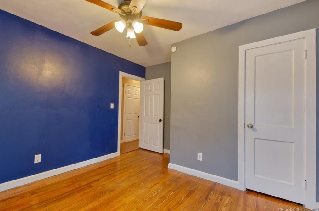 54 Campbell Ave, Vernon CT  06066-5404 exterior