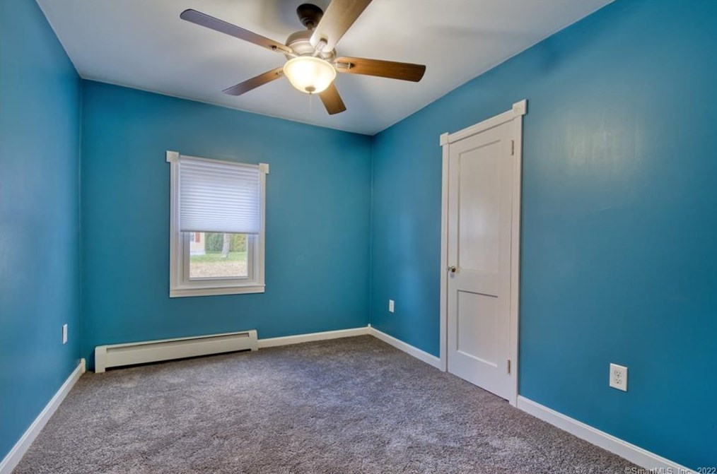 54 Campbell Ave, Vernon CT  06066-5404 exterior