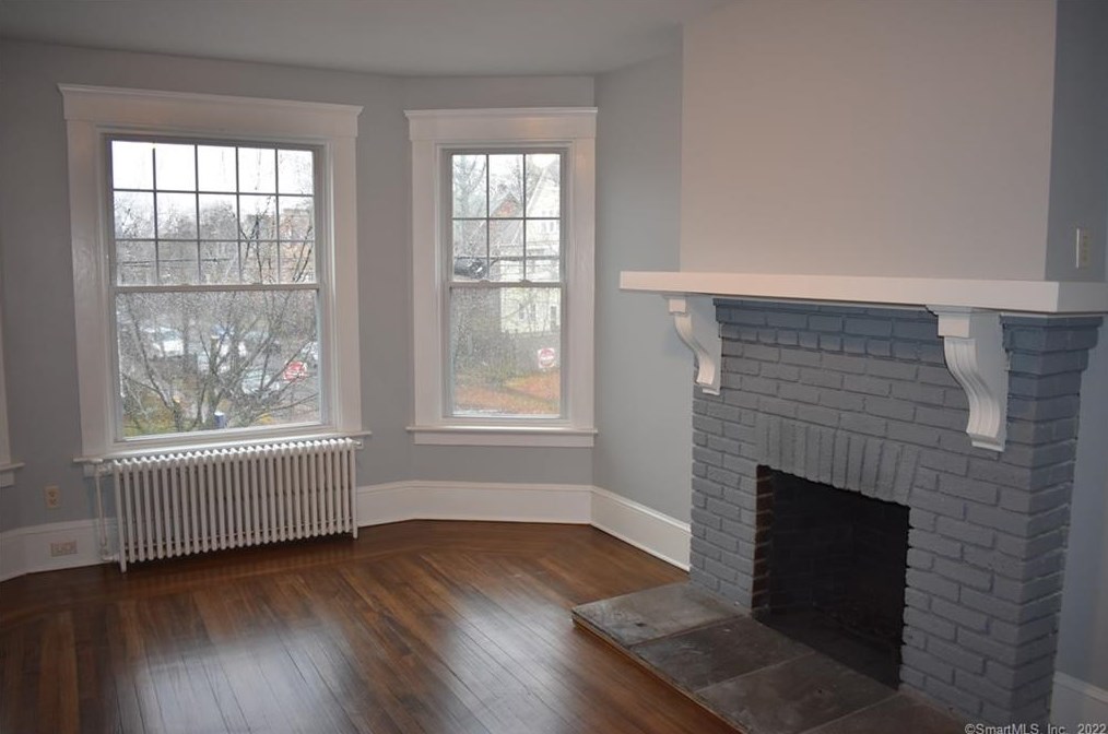 945 Elm St #2, New Haven, CT 06511