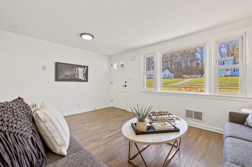 26 Courtney Dr, Rocky Hill CT  06067-2046 exterior
