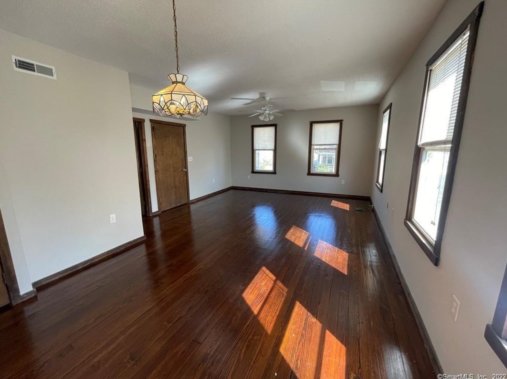 70 N Whittlesey Ave #2, Wallingford, CT 06492