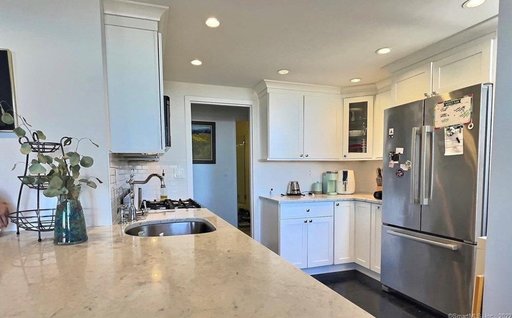 50 Glenbrook Rd #15e, Stamford, CT 06902